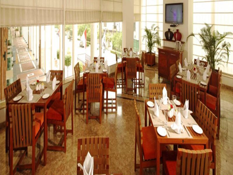 Jaypee Delcourt Hotel Greater Noida Luaran gambar